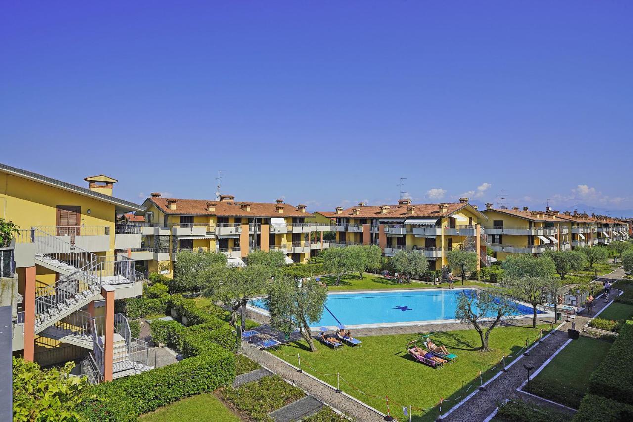 Villaggio Dei Fiori - Viola - Gardagate Appartement